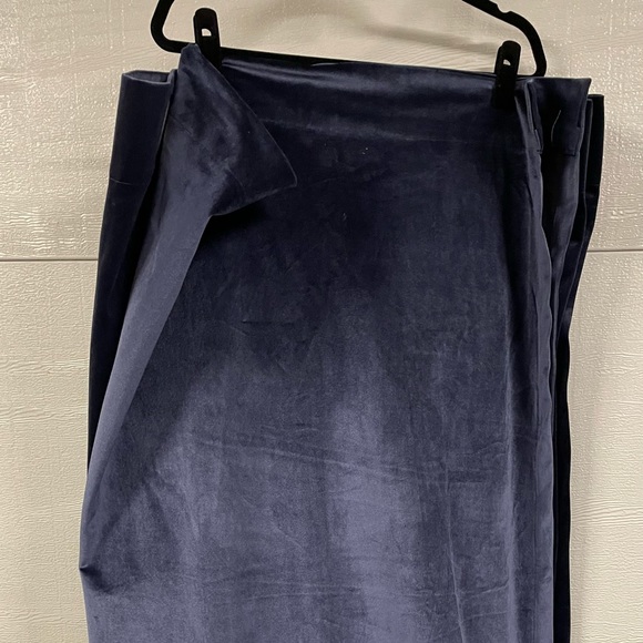 Velvet Heavyweight Light Filtering Grommet Top Curtain Panel Pair - Picture 6 of 6